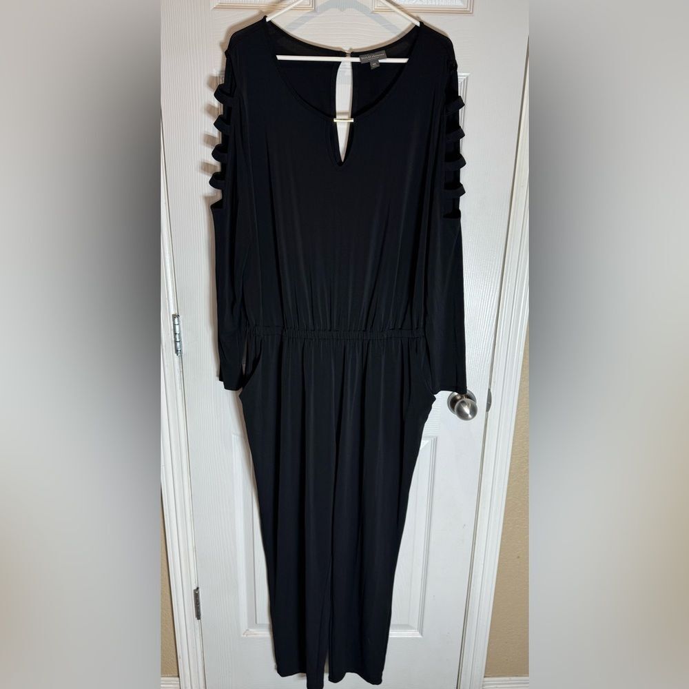 Bold Elements Women’s XXL Cut-out Sleeves Romper Jumpsuit Black Plus Curvy